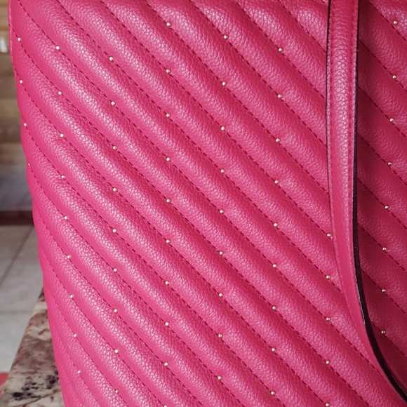 TODAY ONLY~SALE Victoria Secret Tote - Picture 2 of 7